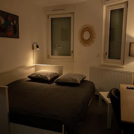 アパート Studio Premium Tout Equipe - Arrivee Autonome - Fibre - Cafe Inclus トロワ