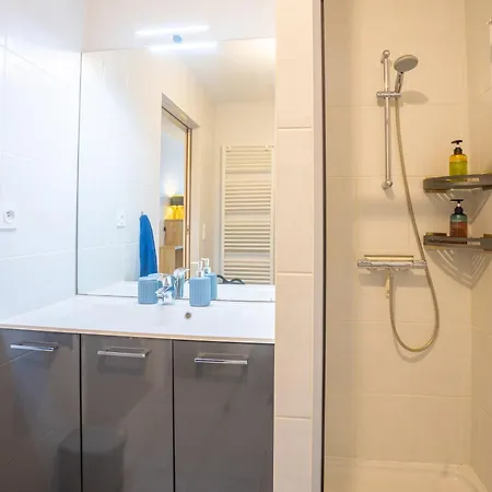 Studio Premium Tout Equipe - Arrivee Autonome - Fibre - Cafe Inclus アパート